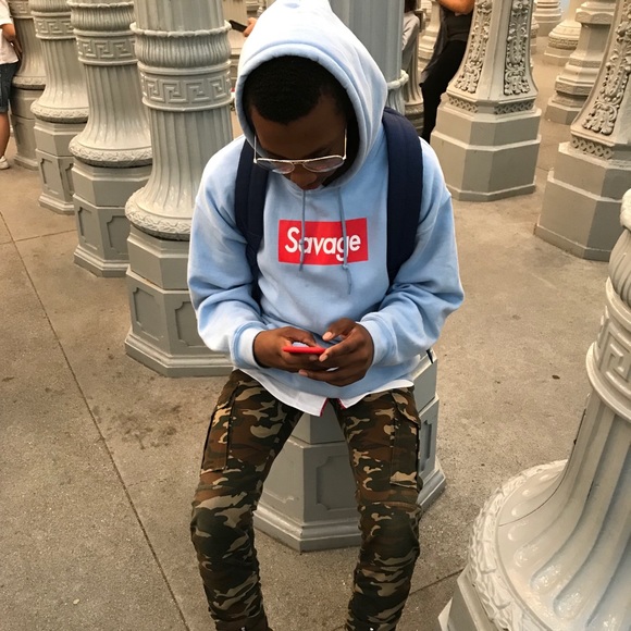 lightskinn_mari